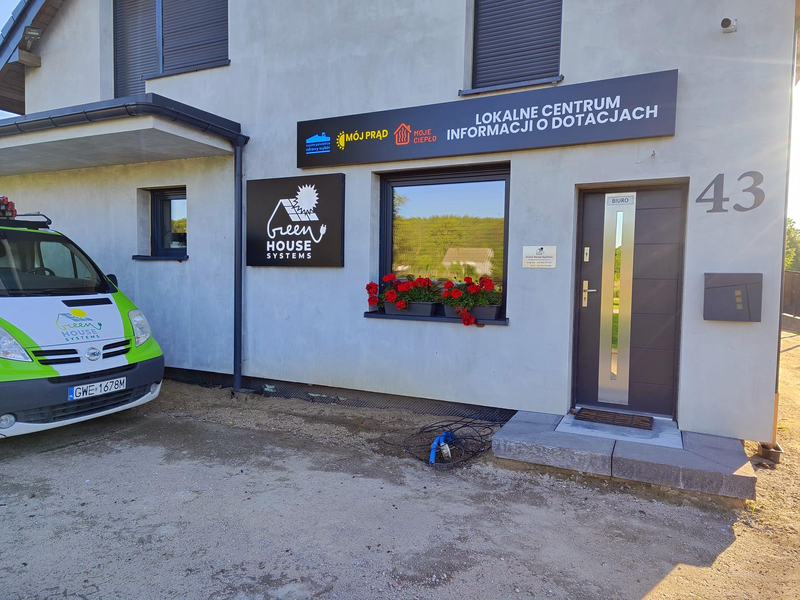 Zdjęcie na okładce dla Green House Systems - OZE fotowoltaika pompy ciepła